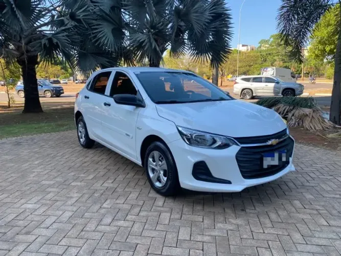 Chevrolet Onix Hatch 1.0 12V Flex Mec. 4P 2020