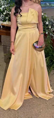 Vestido de festa usado uma vez