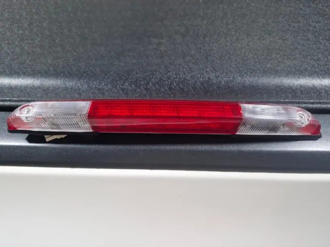 BREAK LIGHT PARA SAVEIRO ORIGINAL