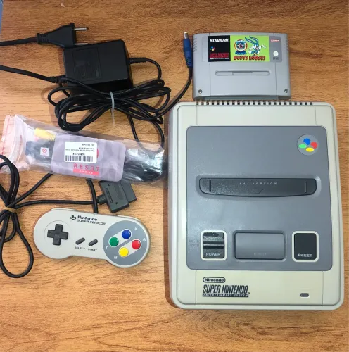 Super Nintendo Europeu com jogo e fonte originais