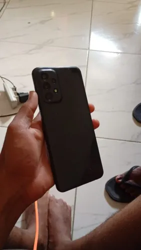 A23 muito bom e pronto pra uso, perfeito para o dia a dia e quem roda uber!