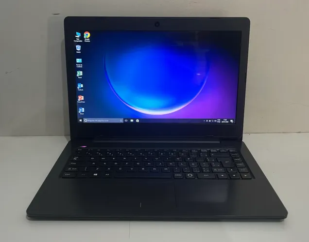 Notebook em excelente estado com bateria boa e garantia