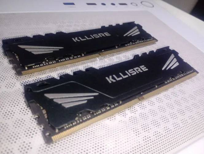 Memória RAM DDR4 16GB