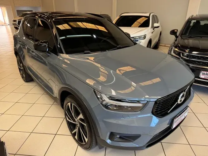 Volvo XC40 XC 40 T-5 Híbrido R-design 1.5 262cv FWD 2021
