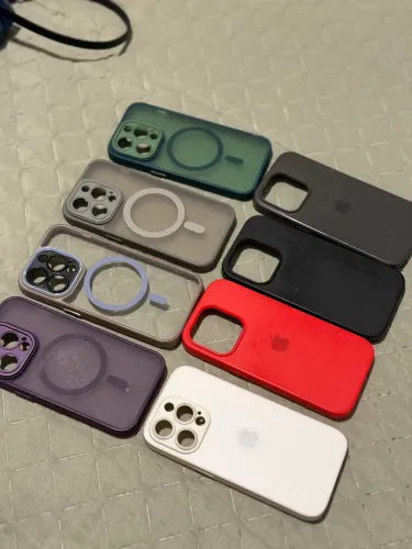 8 Capa IPhone 14 Pro. Semi novas