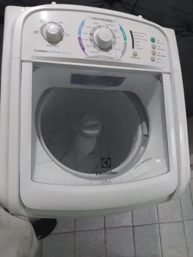 Máquina de lavar Electrolux Turbo Econômica 9kg