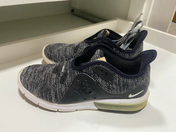 Tênis air max