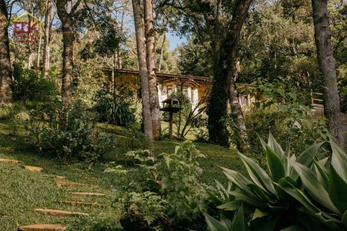 Pousada com 7 Chales à venda, 600 m² por R$ 3.500.000,00- Monte Verde/MG