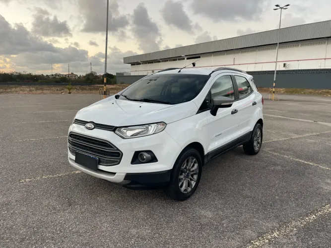 Ford Ecosport Freestyle 1.6 16V Flex 5P 2015