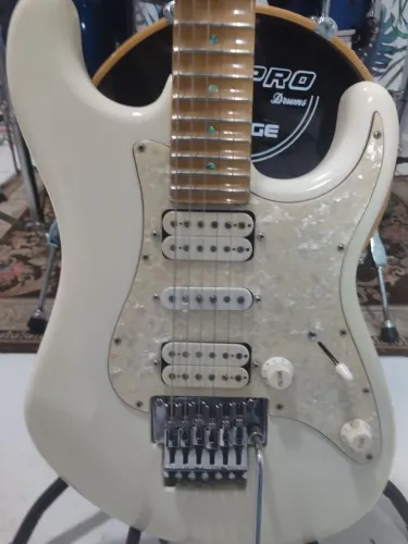 Tagima E2 signature Eduardo Ardunay - Made in Brazil - upgrade para tensor de dupla ação