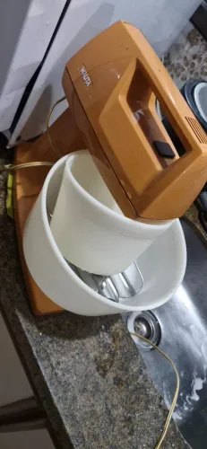 Batedeira antiga Walita Retro funcionando 110v