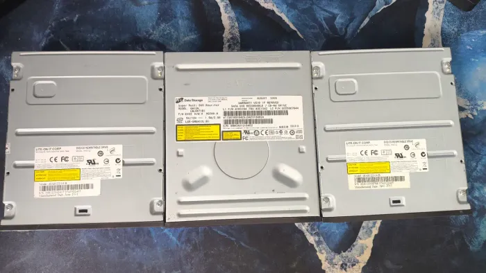 3 Drive DVD Sata