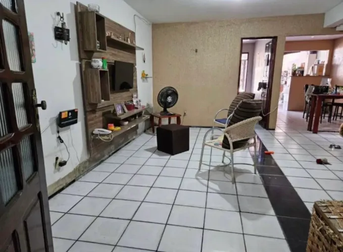VENDO CASA NA PEDREIRA+