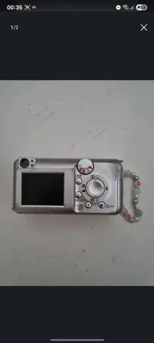 Câmeras cybershop antigas. Uma para retirar peças e a outra em perfeito funcionamento.