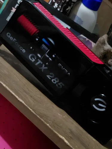 Placa de vídeo GTX 285 EVGA