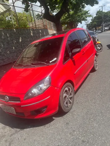 Fiat Idea Sporting 1.8 Flex 16V 5P 2011