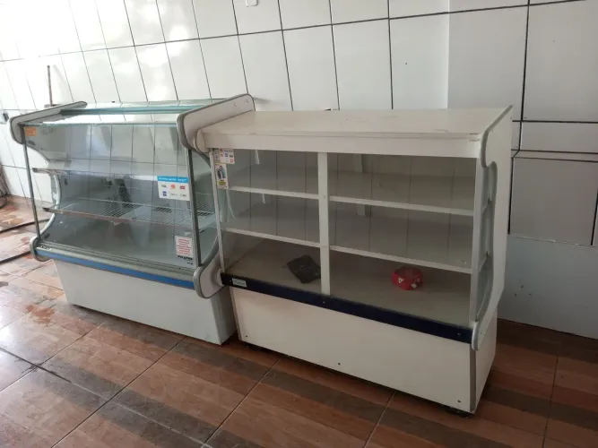 Balcão refrigerado mais Balcão seco 