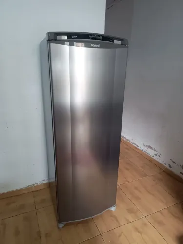 Geladeira Consul facilite inox Frost Free semi-nova 