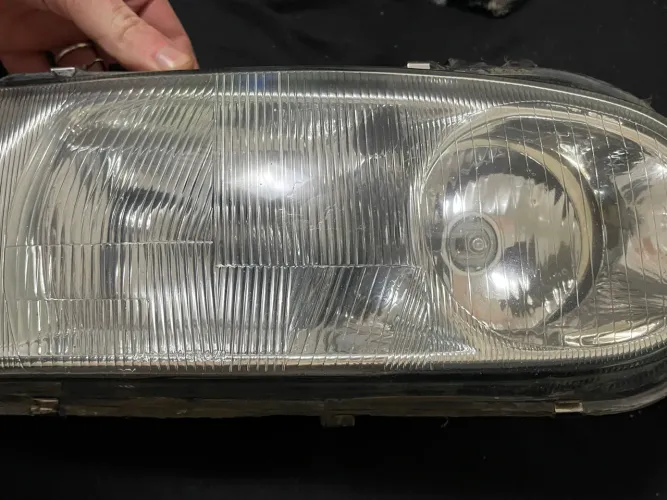 Farol gol gti 