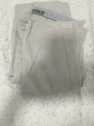 Calça de sarja Victor Marcel, nova.