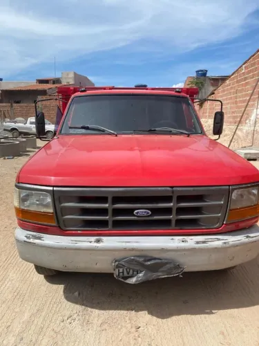 Ford f-4000 1997/1997
