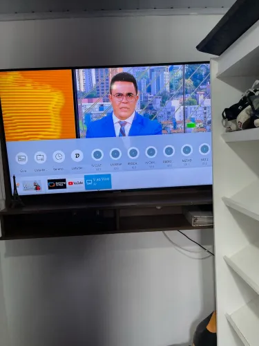 Vende teve nova com o painel 