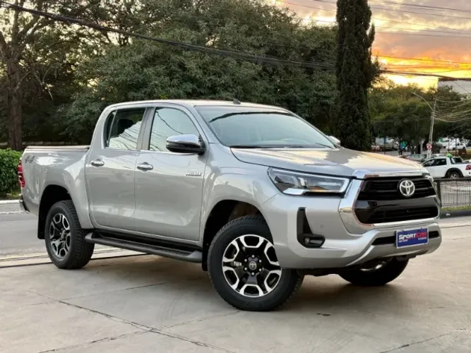 Toyota Hilux CD SRV 4X4 2.8 TDI Diesel Aut. 2022