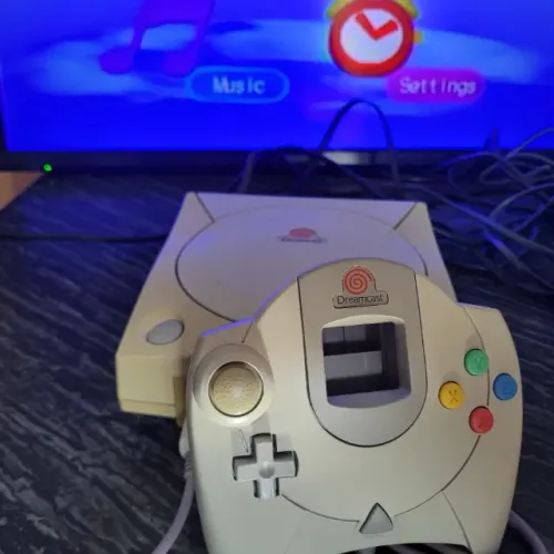 Sega Dreamcast + Controle Original - Lendo CD - Sem Cabos e Sem Jogos