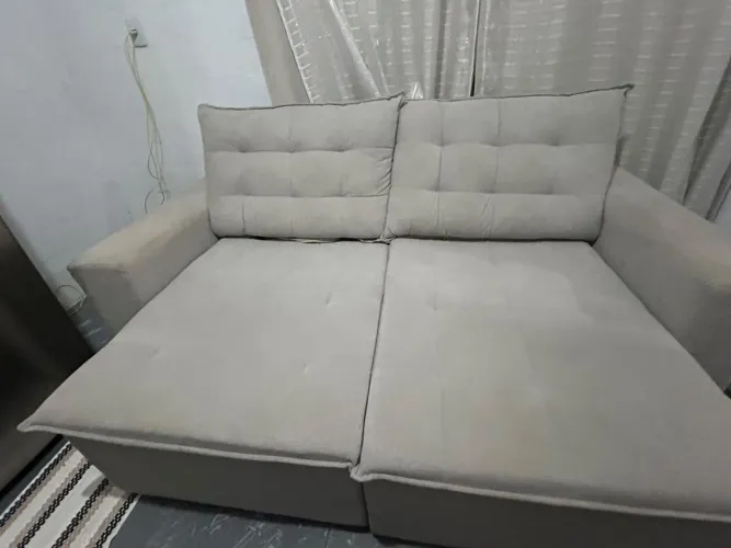 Sofá retrátil