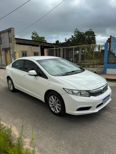 Honda Civic Sedan LXS 1.8/1.8 Flex 16V Aut. 4P 2014