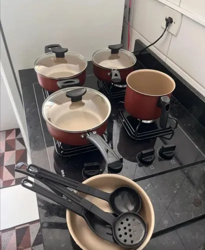 Kit de panela 8 Peças Antiaderente