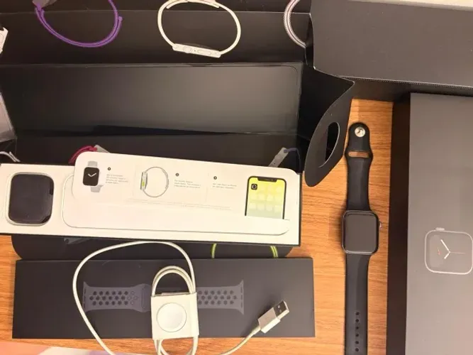 Apple Watch Series 5 Nike 44mm - Oportunidade abaixo do mercado