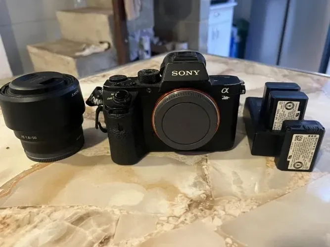 sony a7s ii kit com lente fe 50 1.8, 3 baterias, carregador