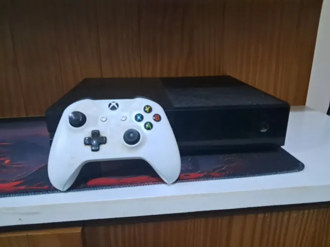 Xbox one fat 1 controle