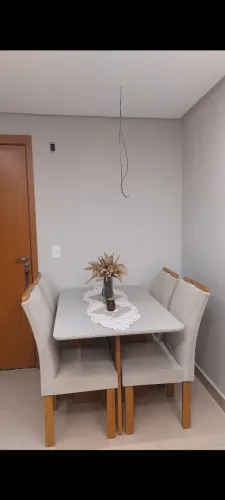 Mesa jantar + 4 cadeiras tampo de vidro!