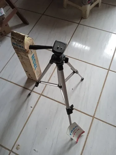 Tripé antigo