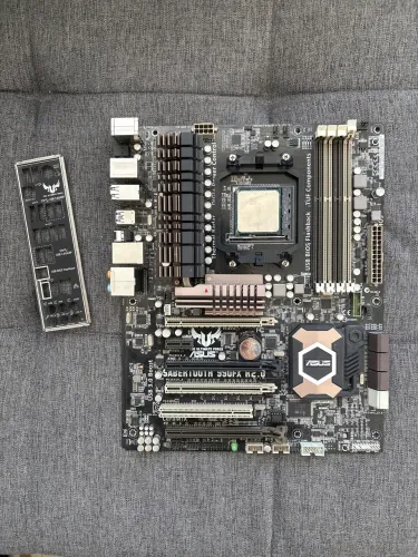 Kit FX 8300 + Asus Sabertooth FX990