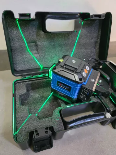 Nível a Laser 12 Linhas 2 Baterias