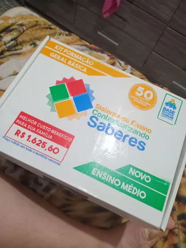 Livro de ensino  contextualizando saberes 1° ano médio 