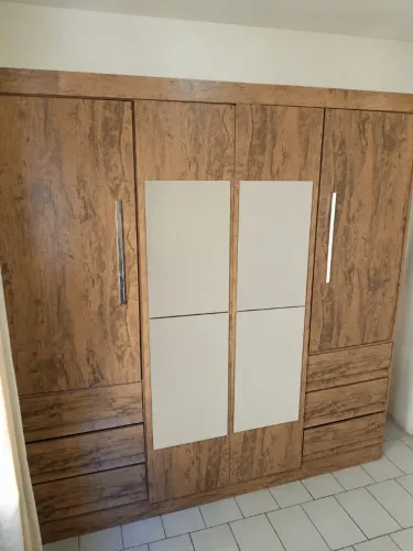 Guarda Roupa