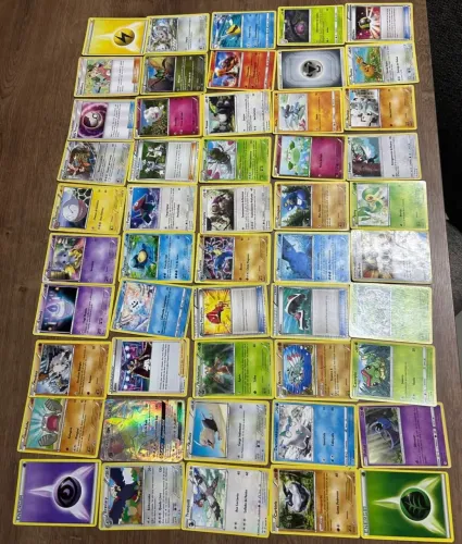 100 cartas Pokémon