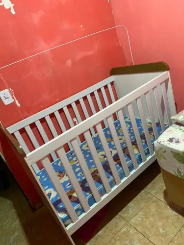 Vende-se Berço 