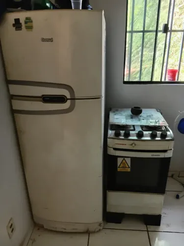 Geladeira e fogão