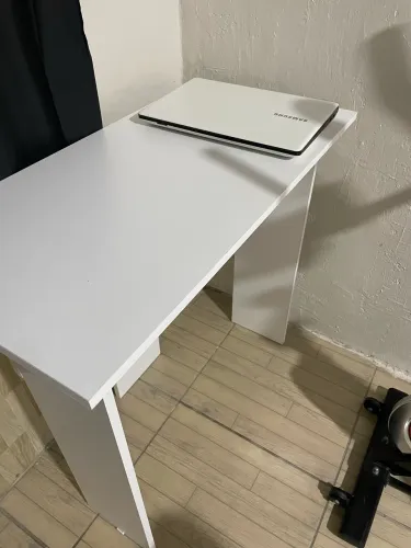 Escrivaninha nova