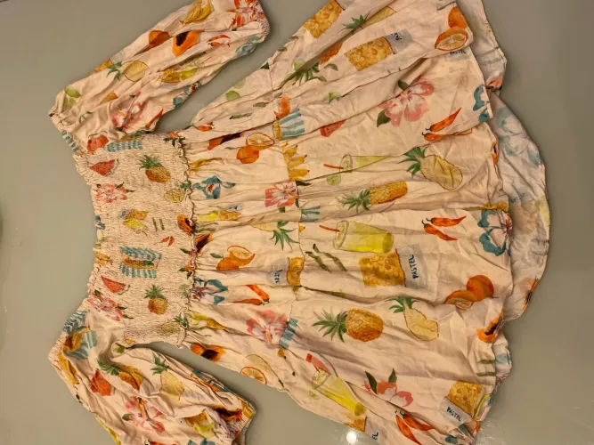 Vestido curto estampado com lastex na cintura