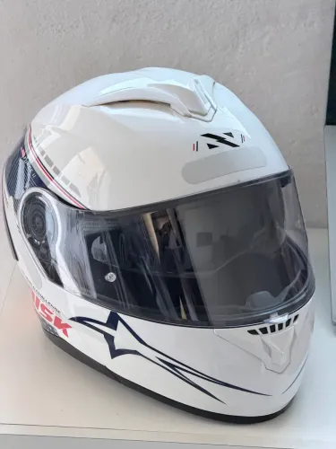 CAPACETE ESCAMOTEÁVEL NORISK COM VISEIRA INTERNA