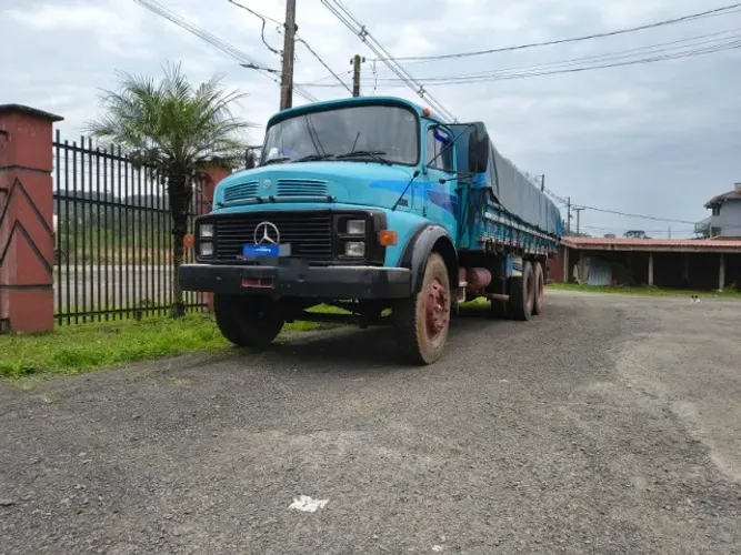Mercedes 1518 reduzido, original, 2° dono - graneleiro