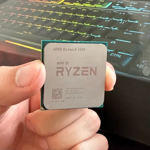 Ryzen 5 4500 - Socket AM4