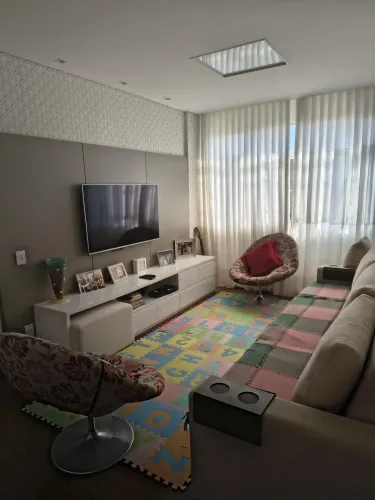 Apartamento para venda possui 100 metros quadrados com 3 quartos