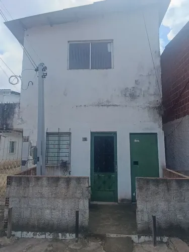Vendo cinco imóveis pequena pronto para quem quer viver de aluguel